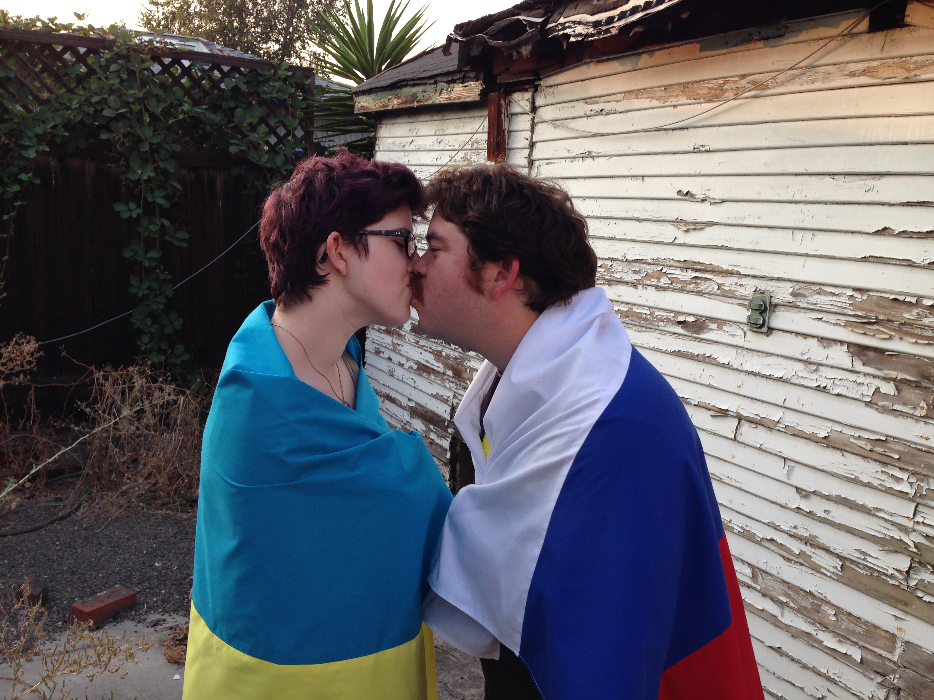 Item 44 - Flag Kiss